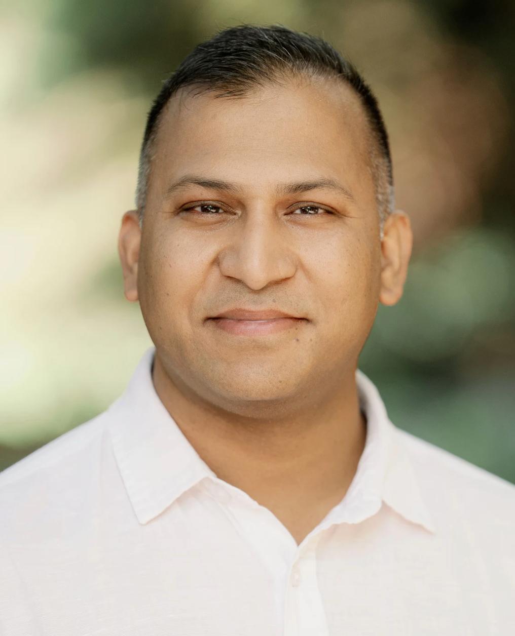 Dr. Randir kesari